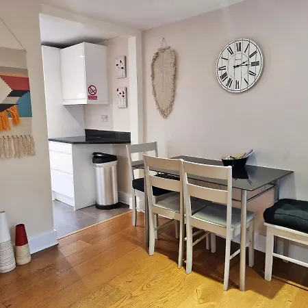 Artillery Lane Apartments-2
